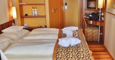 5 Kreuzfahrt-Kabinen-Tipps wie Sie mehr Platz sparen können